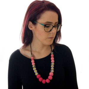 Verižice pink z rožicami